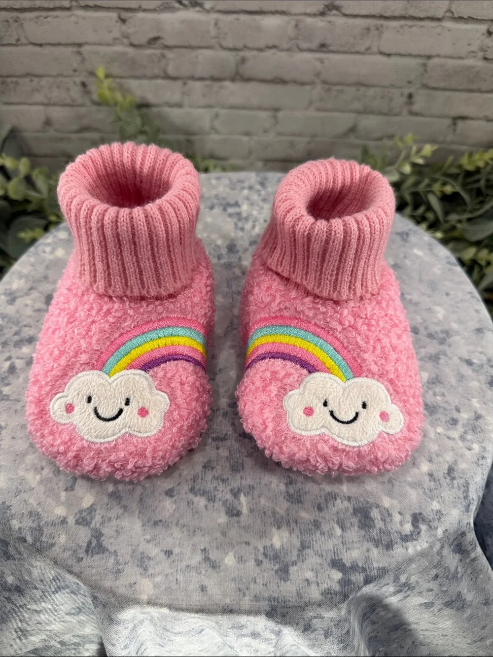 WONDER NATION Pink Fuzzy “Happy Cloud” Sock Collar Bootie Slippers Baby Girls 5M